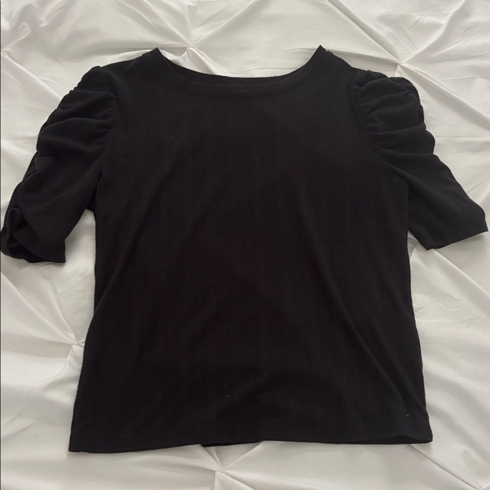 SO Classic Black V-Neck Top